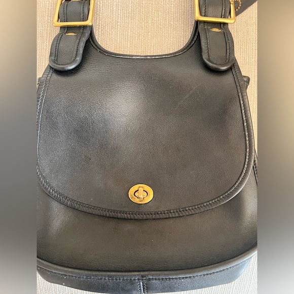 Vintage 1996 Coach Crescent Berkeley Saddlebag with Brass Hardware - Picture 16 of 16